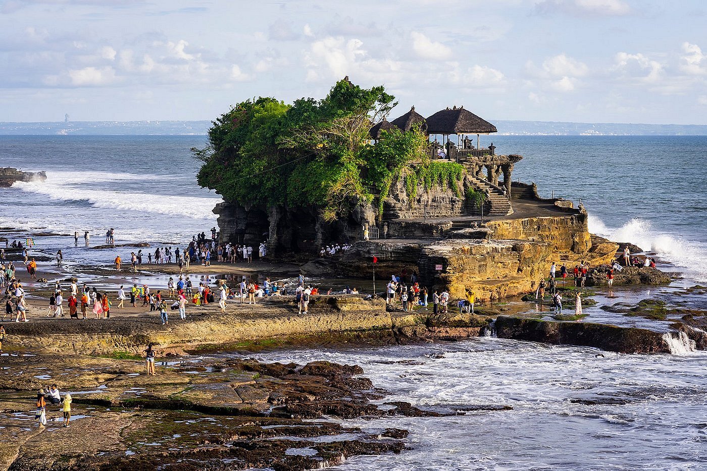 DasarBali.com — Menyatu dengan Budaya, Teknologi, dan Kreativitas Bali
